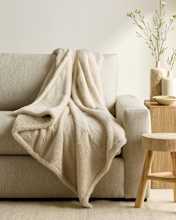 U-TEXT-23-DNE 1719 EDITED